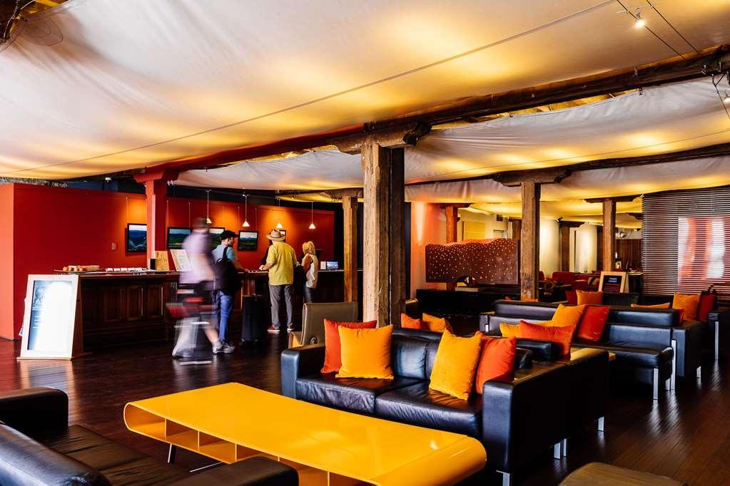 The Henry Jones Art Hotel Hobart Eksteriør bilde The interior of the lounge